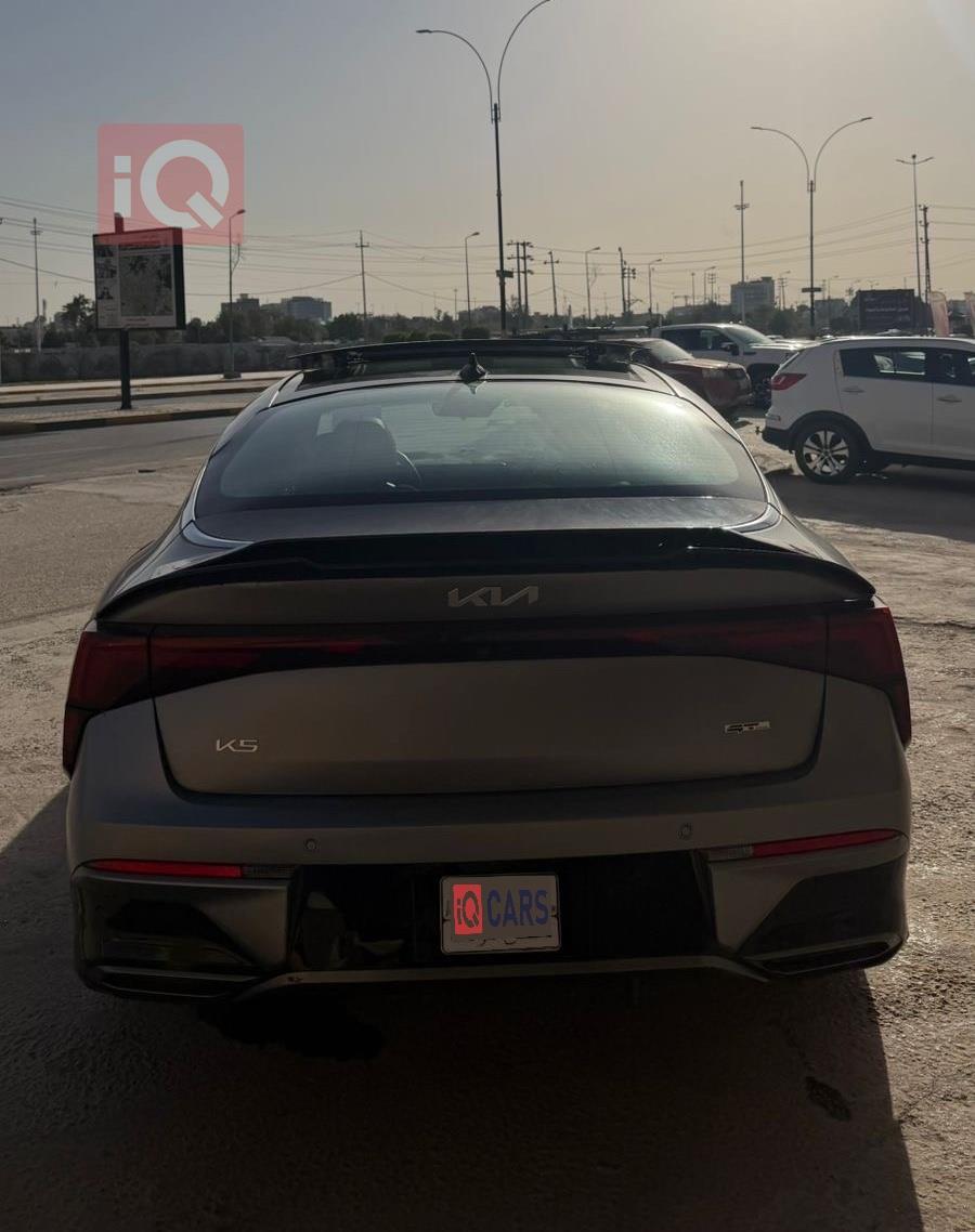 كيا K5